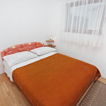 Apartments By The Sea Nemira, Omis - 5884 Tice Luaran gambar