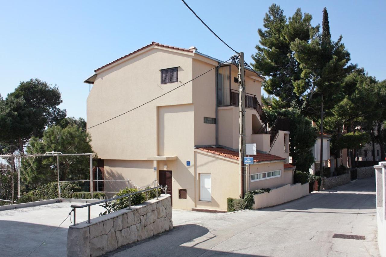 Apartments By The Sea Nemira, Omis - 5884 Tice Luaran gambar