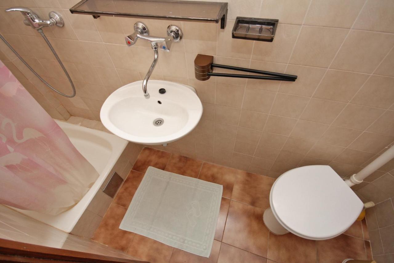Apartments By The Sea Nemira, Omis - 5884 Tice Luaran gambar