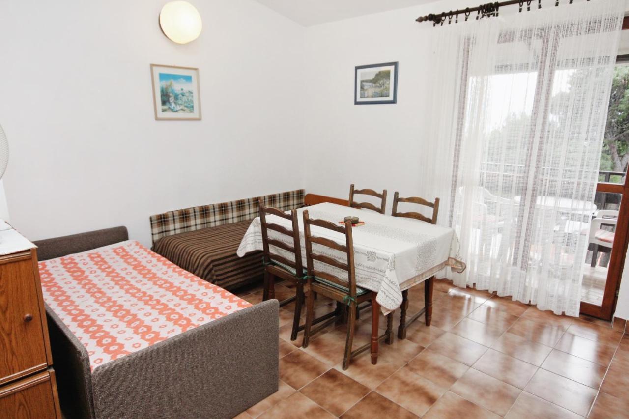 Apartments By The Sea Nemira, Omis - 5884 Tice Luaran gambar