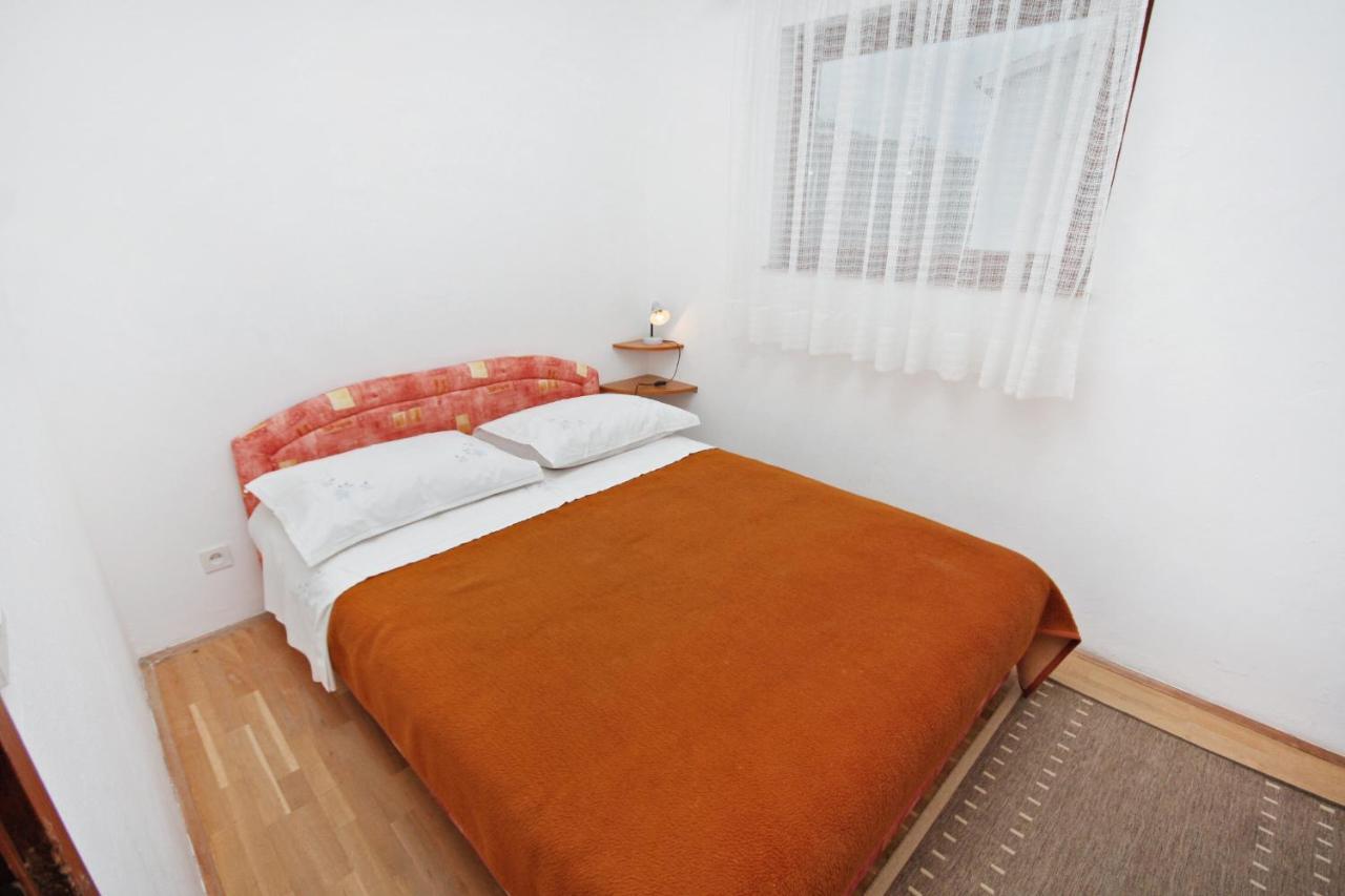 Apartments By The Sea Nemira, Omis - 5884 Tice Luaran gambar